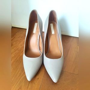 H&M Premium Quality Grey Leather Pumps size 37 comparable to US 6.5 or 7